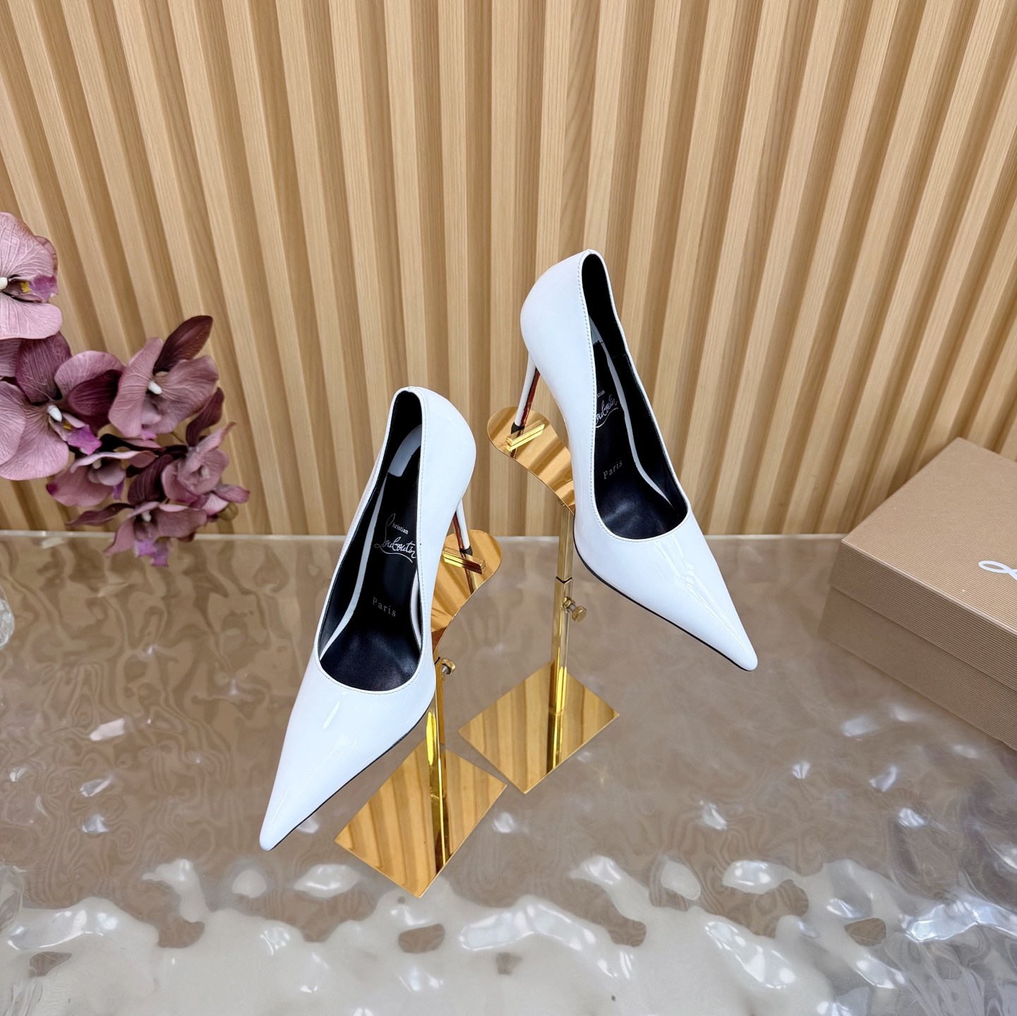 Women's high heels
